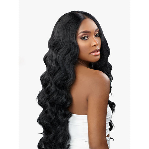 Sensationnel Butta Lace HD Synthetic Lace Front Wig - Curly Body 26”