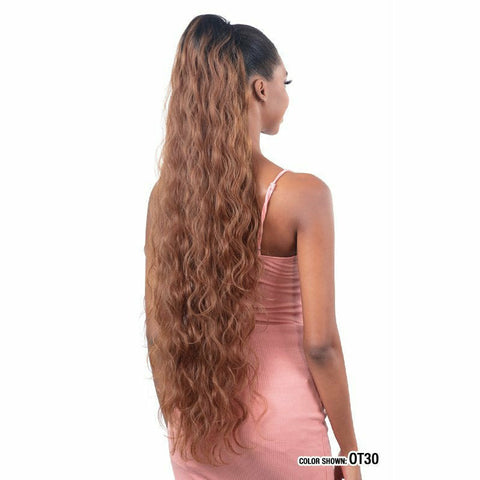 Model Model Gardenia Mastermix Drawstring Ponytail - Beachy Wave 36"