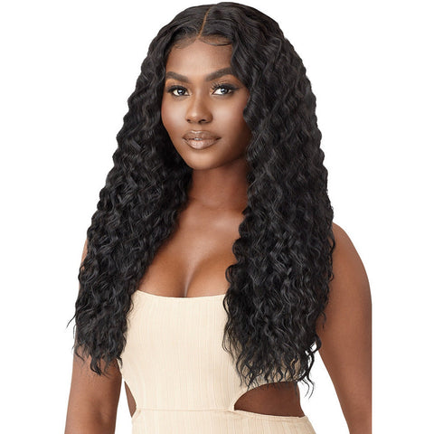 Outre Lace Front Deluxe Synthetic Lace Front Wig - Secora