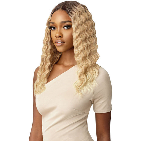 Outre Lace Front Synthetic Lace Front Wig - Lucy