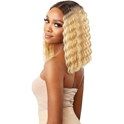 Outre Melted Hairline Synthetic HD Lace Front Wig - Lilyana Bob 12"